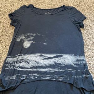 American Eagle women’s shirt